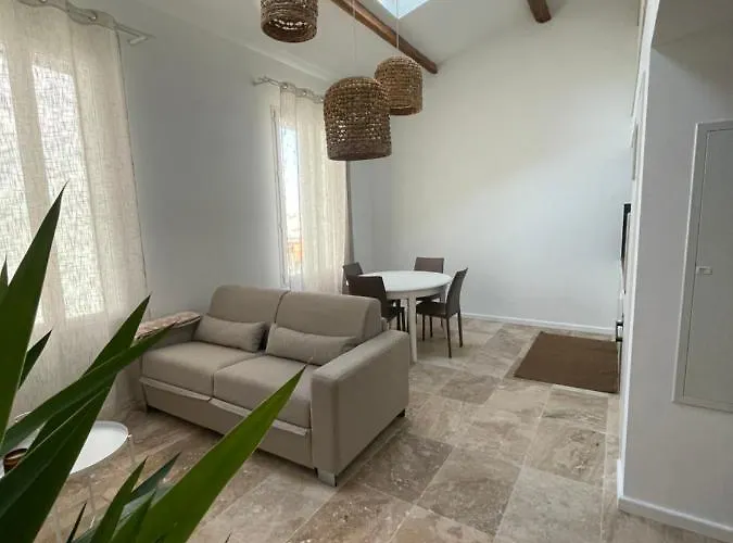 L Appartement Sete Magnifique Duplex Climatise